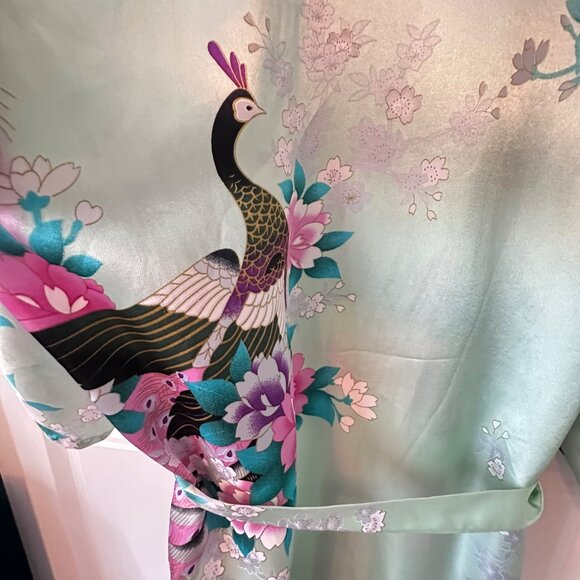 Silky Mint Green Kimono Robe W/ Floral & Peacock Print By Mei Yesi Da - Picture 3 of 4
